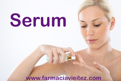 Usa un serum de farmacia para completa el cuidado de tu piel y que esta luzca lo más sana posible.